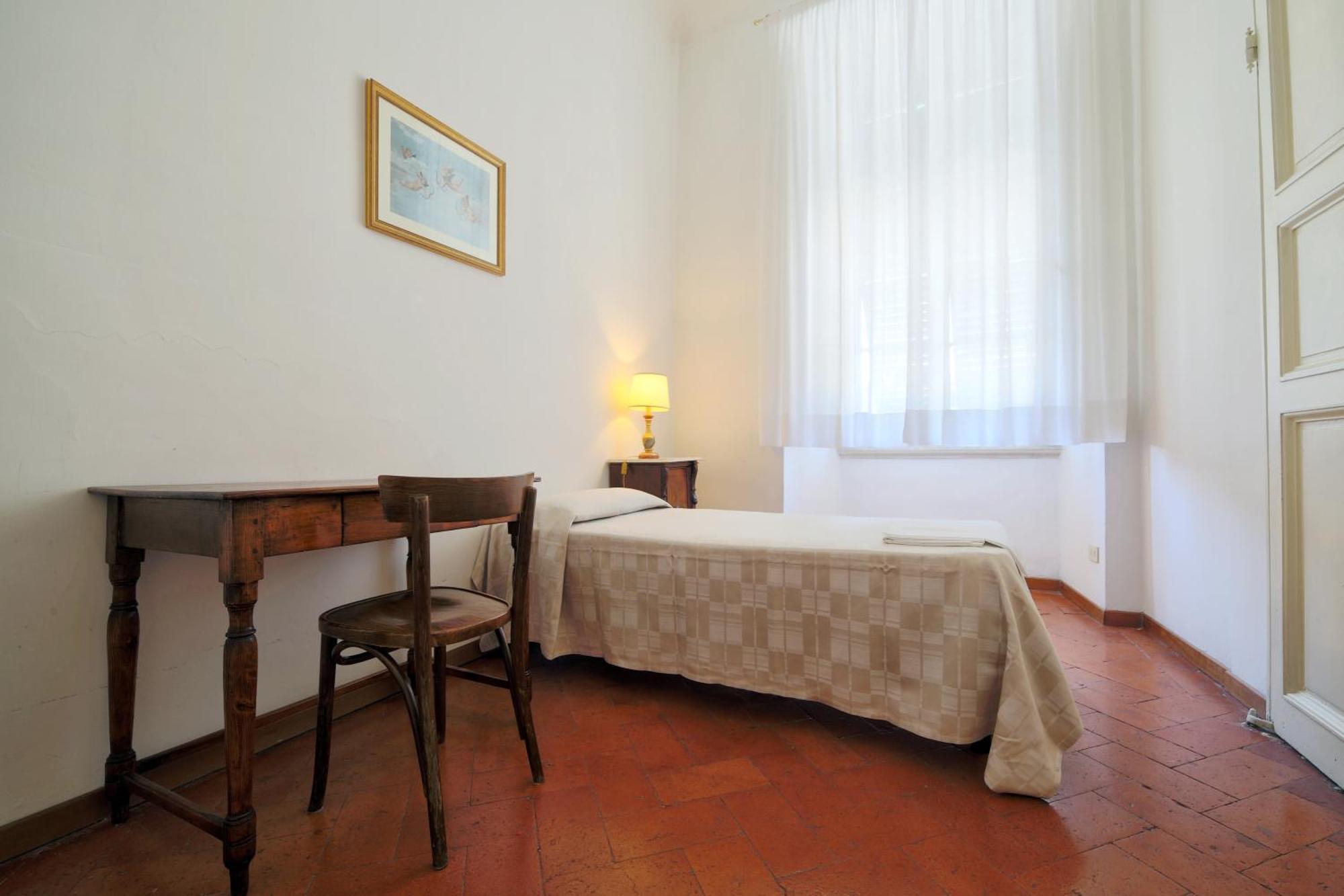 Casa Santo Nome Di Gesu Hotel Florence Room photo